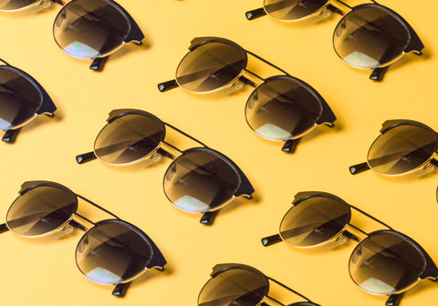 Be referred by an optometrist or an optician with the name of the establishment.